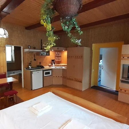 Resort Chribska Apartmany Adri 외부 사진