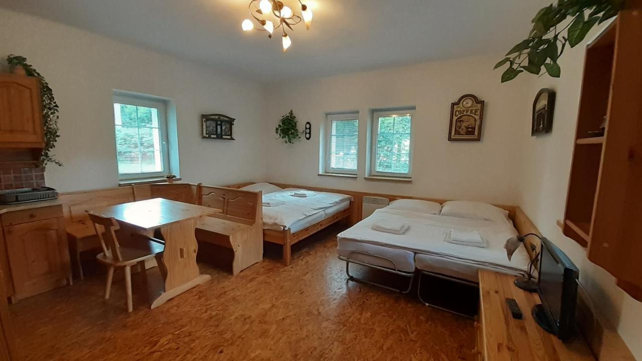 Resort Chribska Apartmany Adri 외부 사진