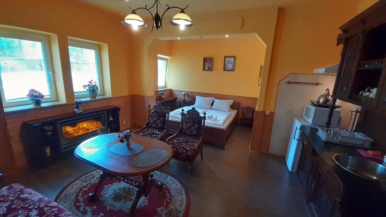 Resort Chribska Apartmany Adri 외부 사진
